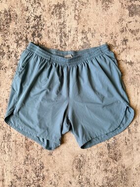 Tasc Performance Light Blue-Gray Athletic Shorts - XL